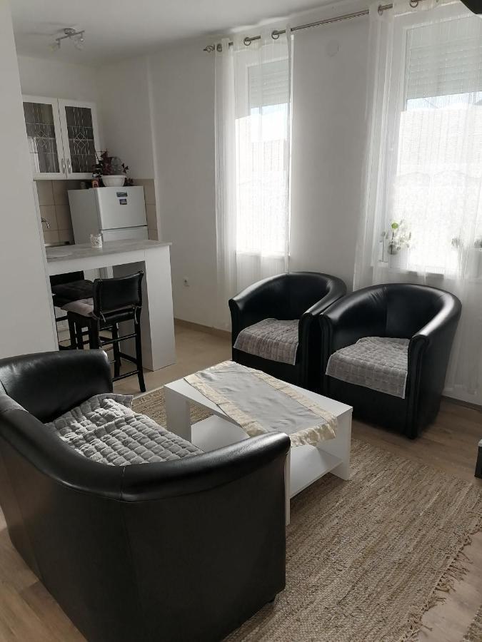 Dreams Apartments Ni Exteriör bild